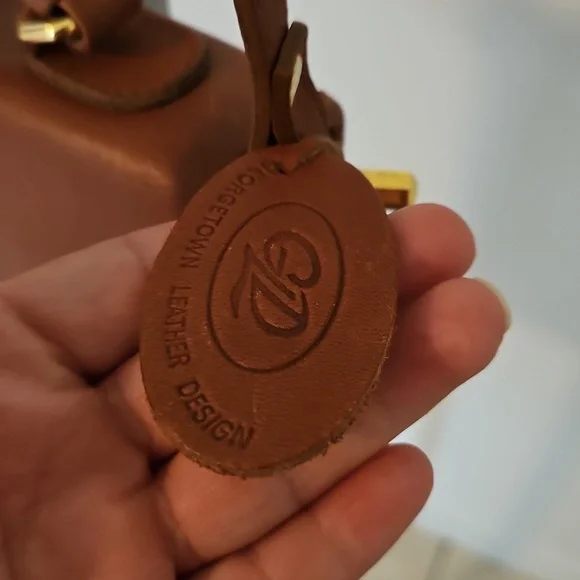 Georgetown Leather Design Bag - Picture 5 of 15